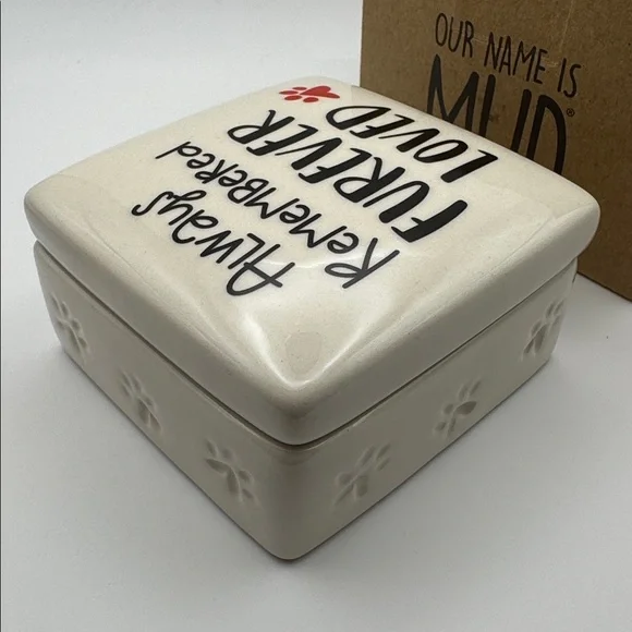 Pet Memorial Box Our Name is Mud - Picture 3 of 3